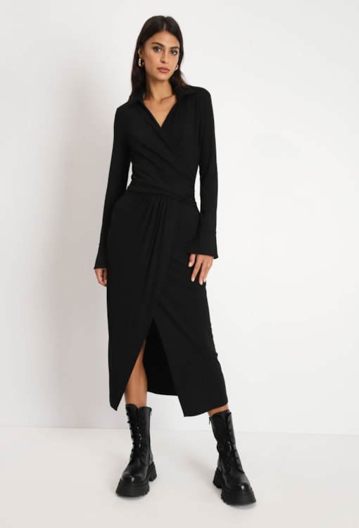 Vestido longo com fenda