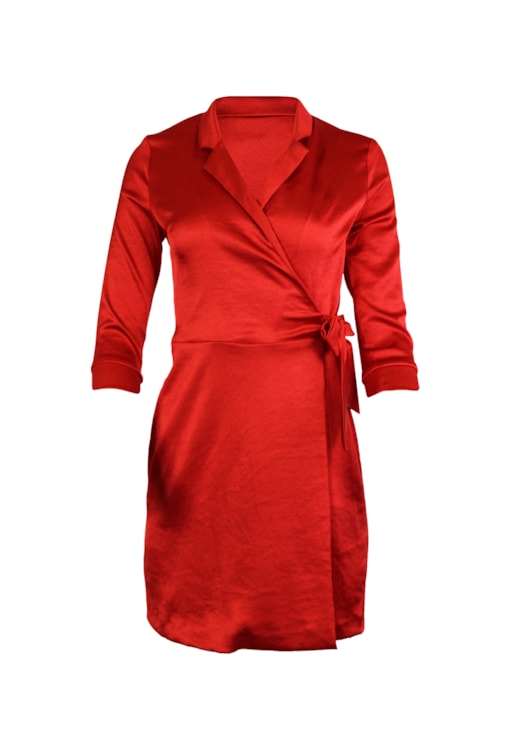 Vestido acetinado com laço