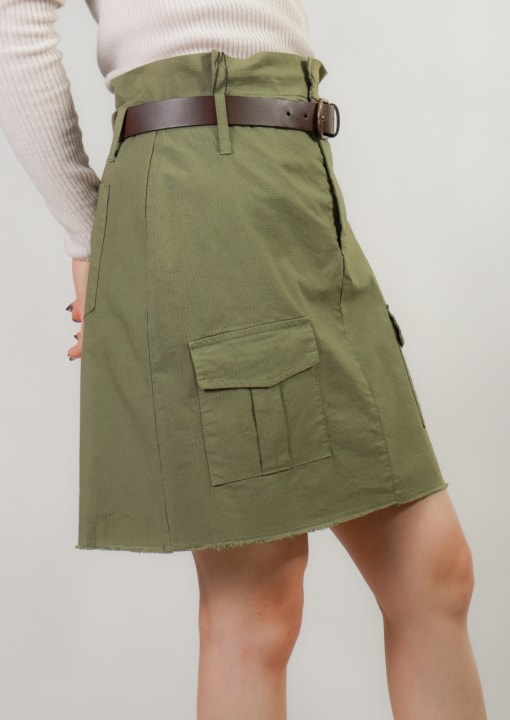 Saia cargo com cinto