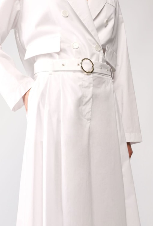 Calças palazzo com pregas e cinto